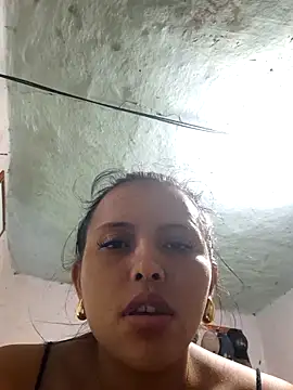 Daniela_Cruz_ webcam