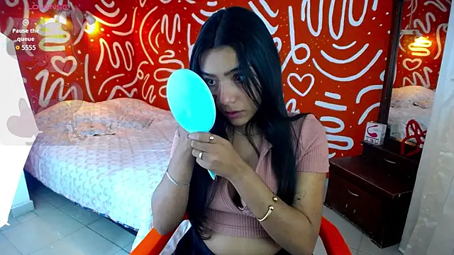 Webcam Model (valkydoll2)  is live.Free join now!