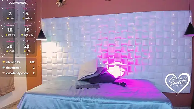 Scarlett_Kiiss webcam