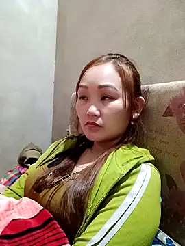 yula-bi - Yula-bi's free webcam