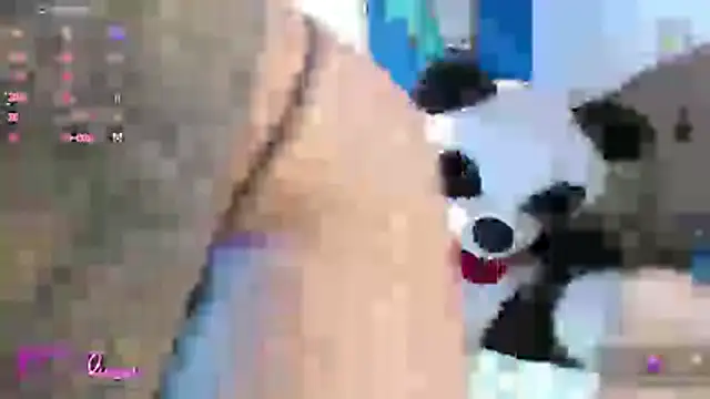 mia_thompsonn_ webcam