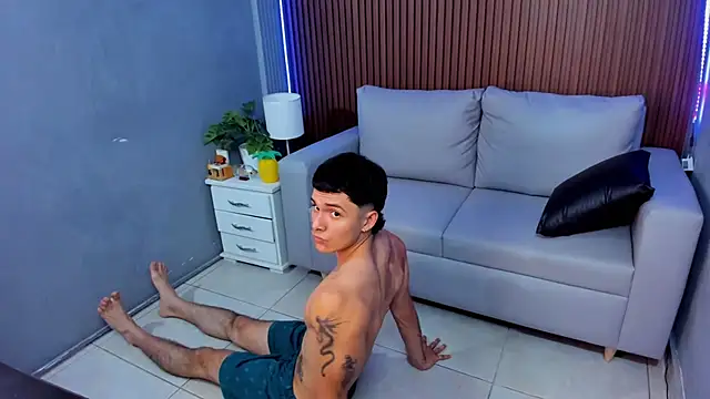 Leo_santoro webcam