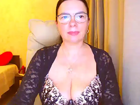 Monica-1203 webcam