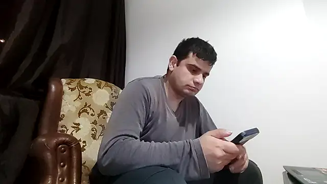 TurkishNudistMan webcam
