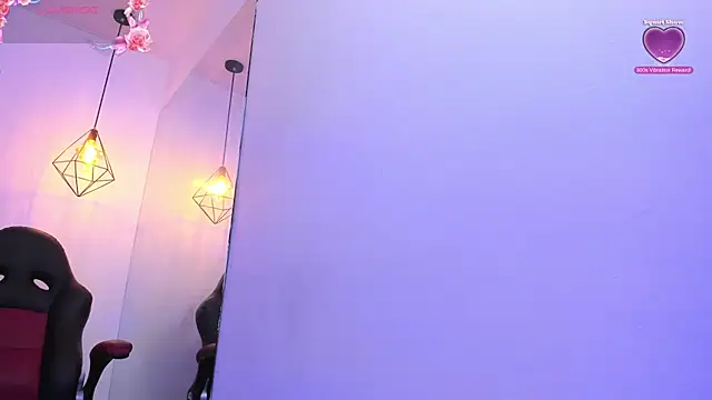 april_jones05 - April_jones05's free webcam - UK Sex Cams