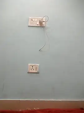 Webcam Model (Noor-09-) is live