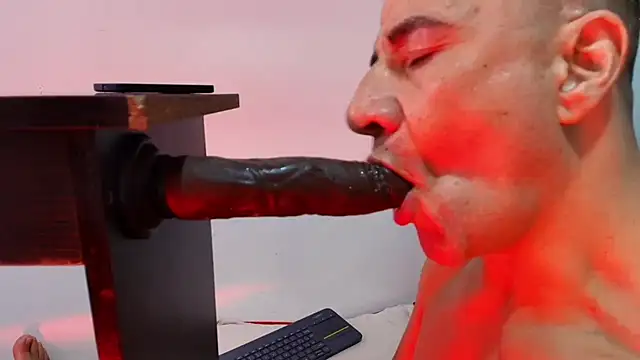 juanses_n_toro - Juanses_n_toro's free webcam