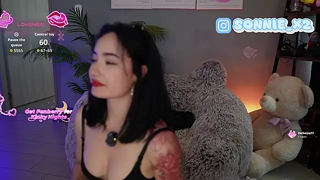 Sonnie_mami webcam