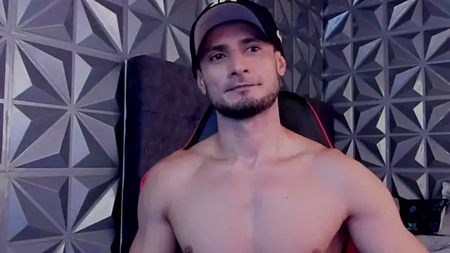 Adonys_Lewis_ webcam