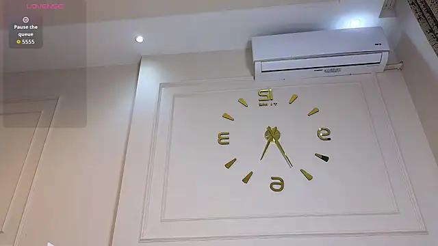 lianye__ - Lianye__'s free webcam - UK Sex Cams