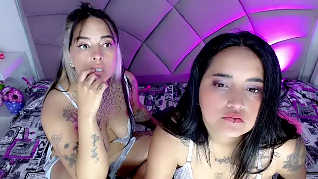 Carolaine01 Live Webcam on Stripchat