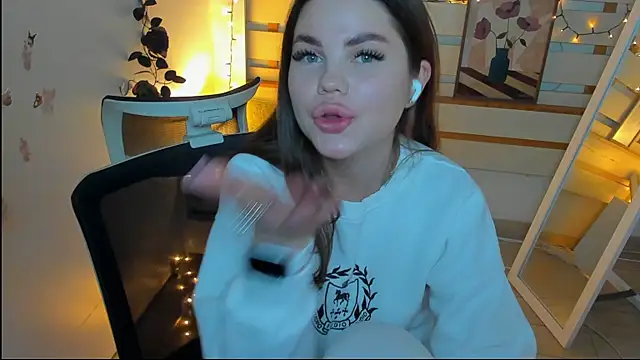 Violetta_Brilliant webcam