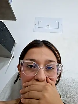 ary-18 (F teen) - Cream cumm