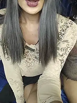 SEXYY_TRANSY_WITH_GIRL webcam