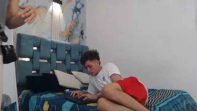 very_hot_guys - VERY_HOT_GUYS's free webcam - UK Sex Cams