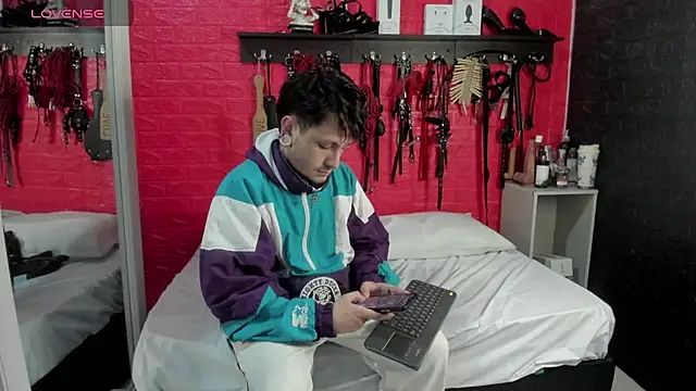 tojifushiguroyf webcam