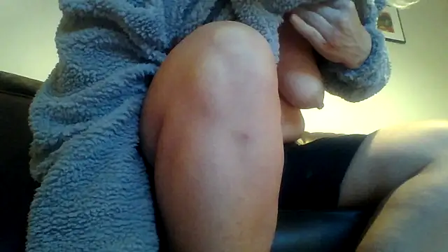 jennyblondeuk webcam