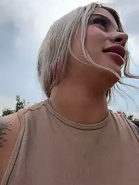 YouCandiSumisa webcam