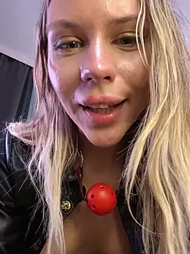 MistressMommyKate webcam