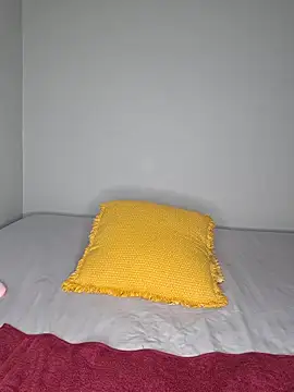 CertifiedhottieXOXO webcam