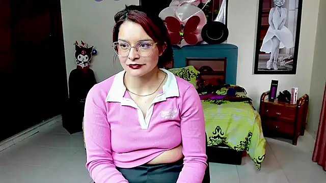 Marilynselxoveanalhard webcam