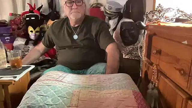 EroticVenetian webcam