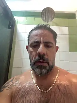 wolfbucker – webcam model profile photo