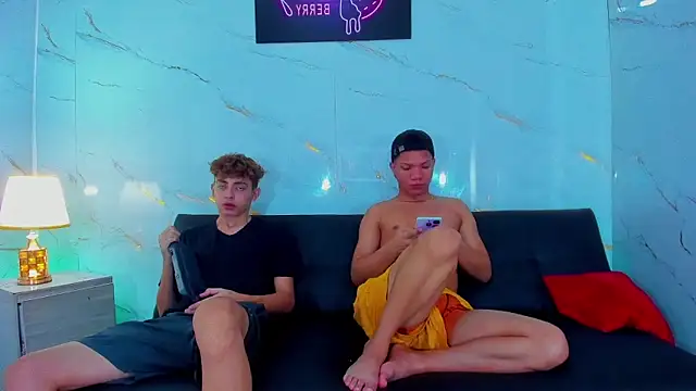 Room_boys_hot webcam