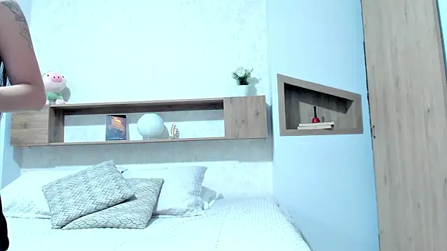 Emilly_Beaumont webcam