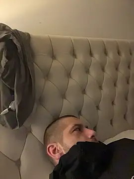 Kinkycouple142 webcam