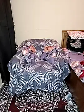 kaamuk_shweta webcam