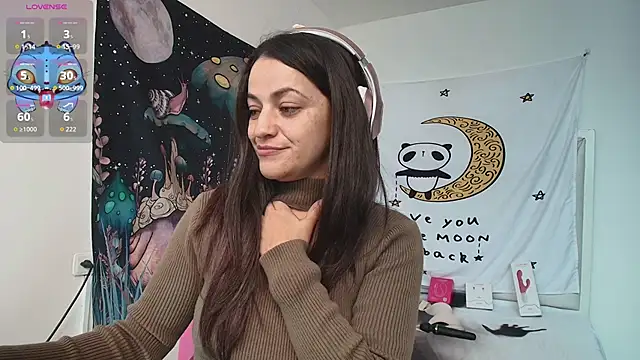 LovelyAzucena webcam