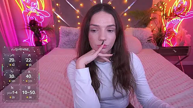 MirielleNymph webcam