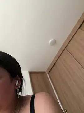 nicollemays - Nicollemays's free webcam - UK Sex Cams