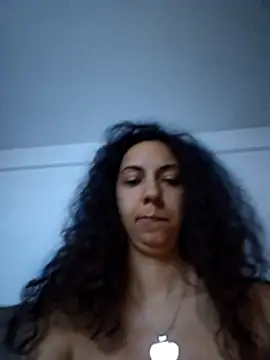 naughty69curls webcam