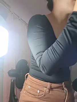 emmavalencia_ - EmmaValencia_'s free webcam - UK Sex Cams