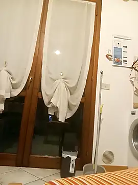 giocandoassieme (Ask my age) - Uscire culo