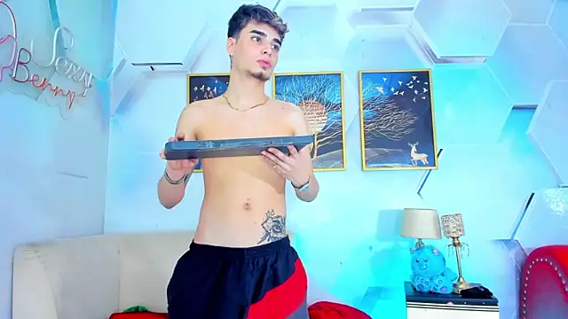 Alex_jeins_at webcam