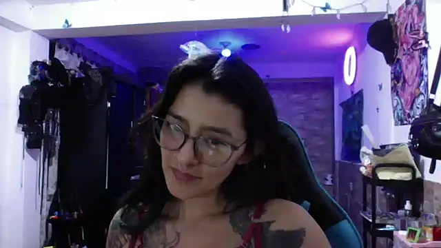 angelaqueen_ - AngelaQueen_'s free webcam