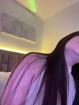 Webcam Model (MarianaBaez1)  is live.Free join now!