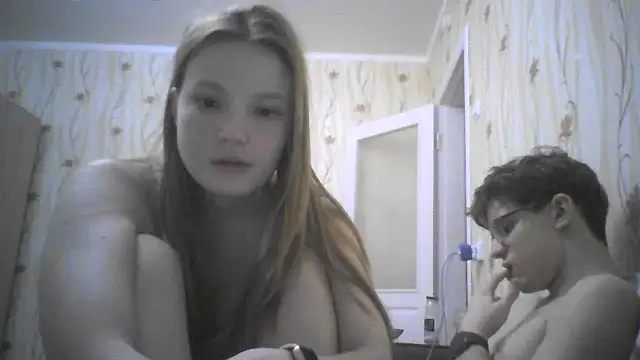 EvgeniyXAnna webcam