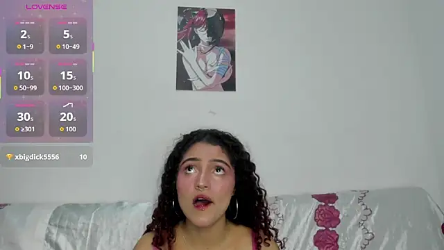 Nikki__uwu webcam