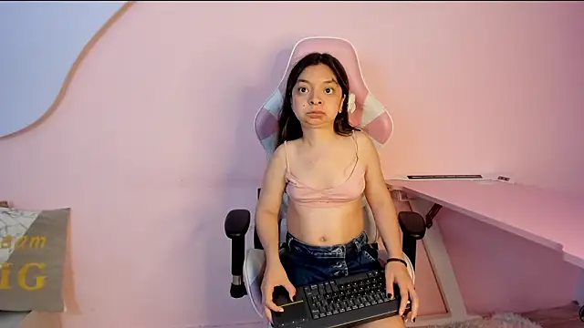 CharlotteMuller webcam