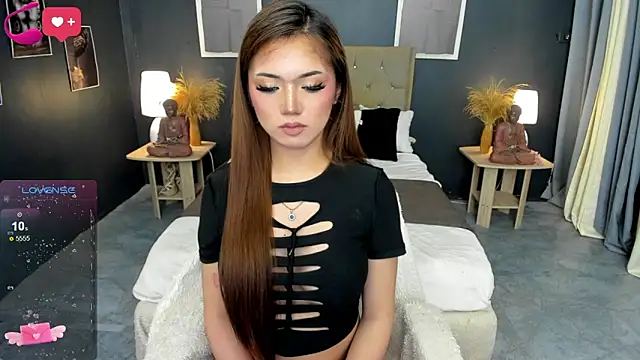 SeductressBella webcam