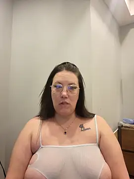 ThickandDesirable webcam