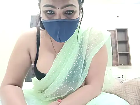 horny_milf_couple webcam