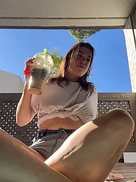 Webcam Model (SafeinouterSpace)  is live.Free join now!