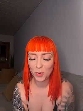 ScarletVixenLive webcam