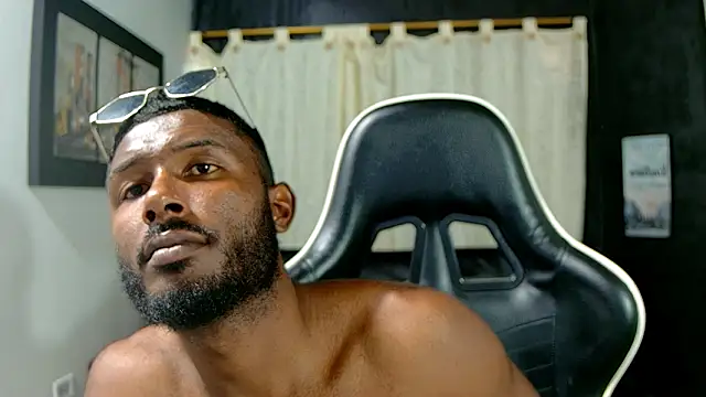 Black_indiian webcam