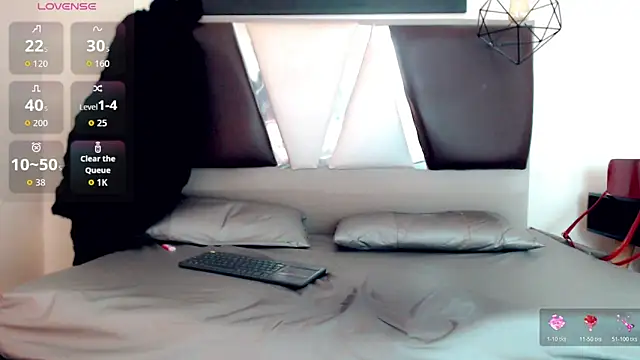 hilary_rodriguez webcam